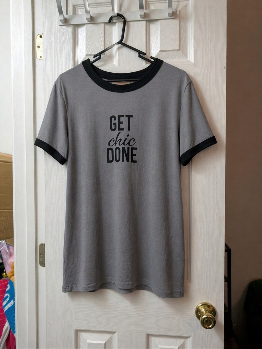 LuLaRoe Get Chic Done Graphic Tee Women’s Large Gray Black Ringer T-Shirt Short